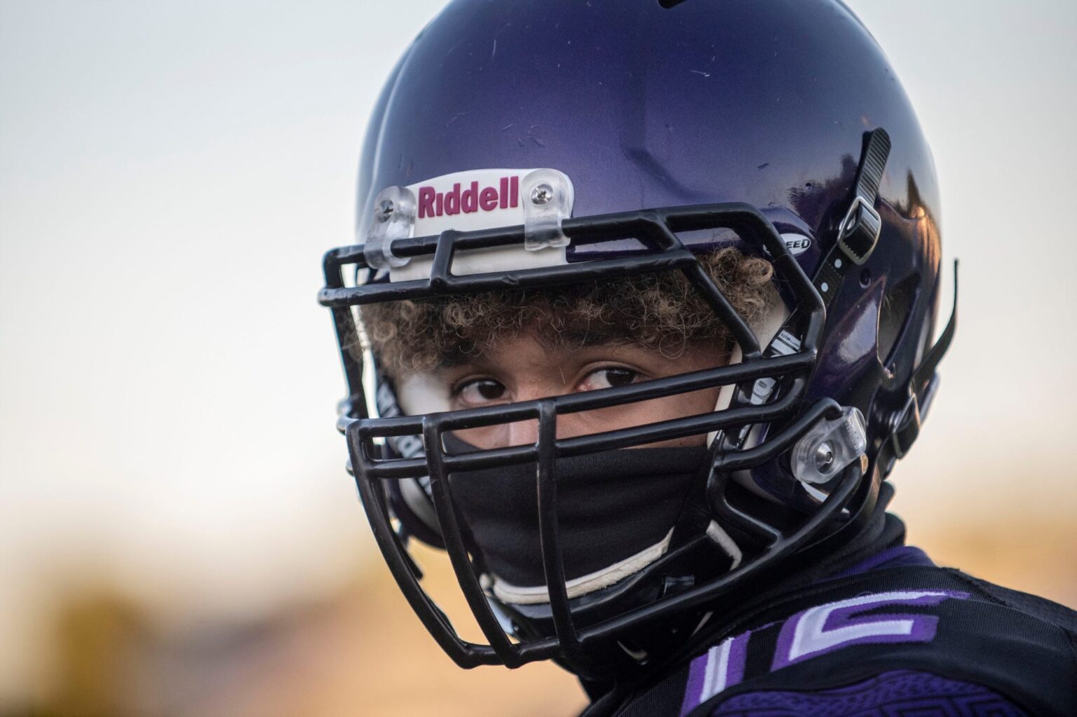 Top 10 Best High School Football Helmets 2023 Buying Guide