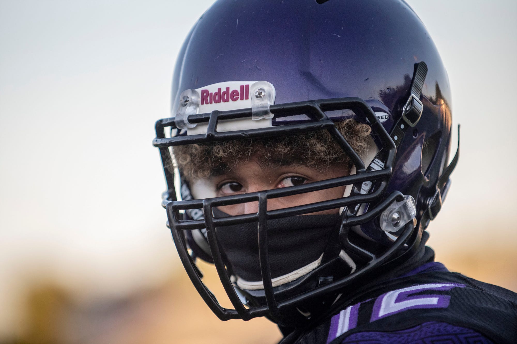 Top 10 Best High School Football Helmets 2023 Buying Guide